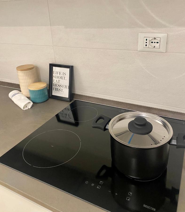 Suite Stresa Milano Centrale 3Pax Wifi Exterior foto