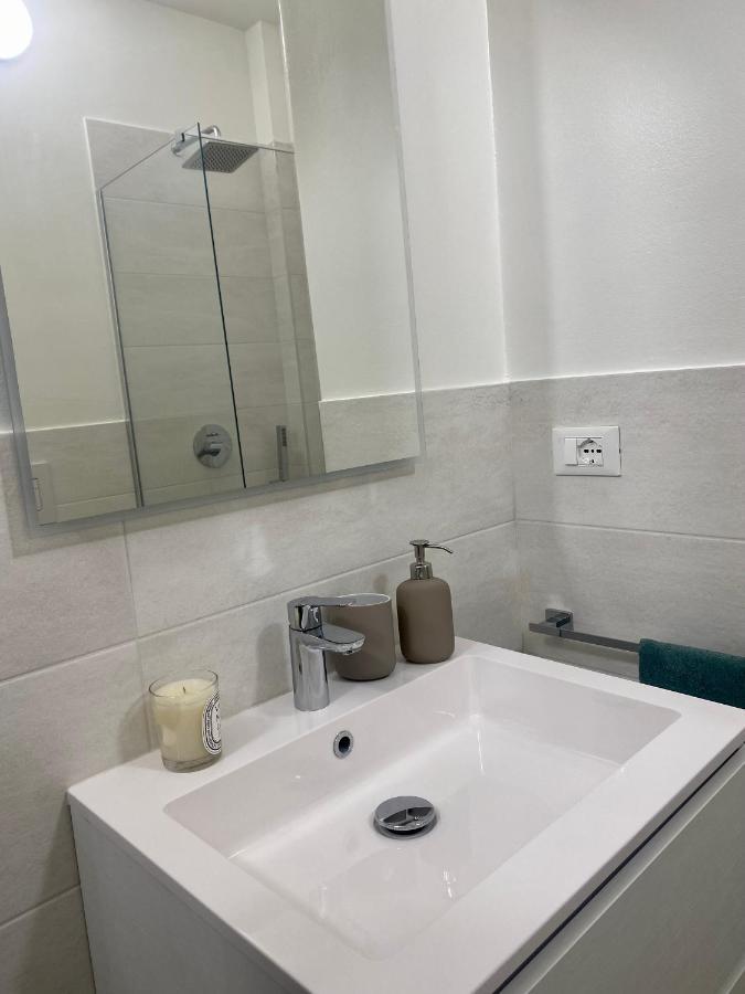 Suite Stresa Milano Centrale 3Pax Wifi Exterior foto
